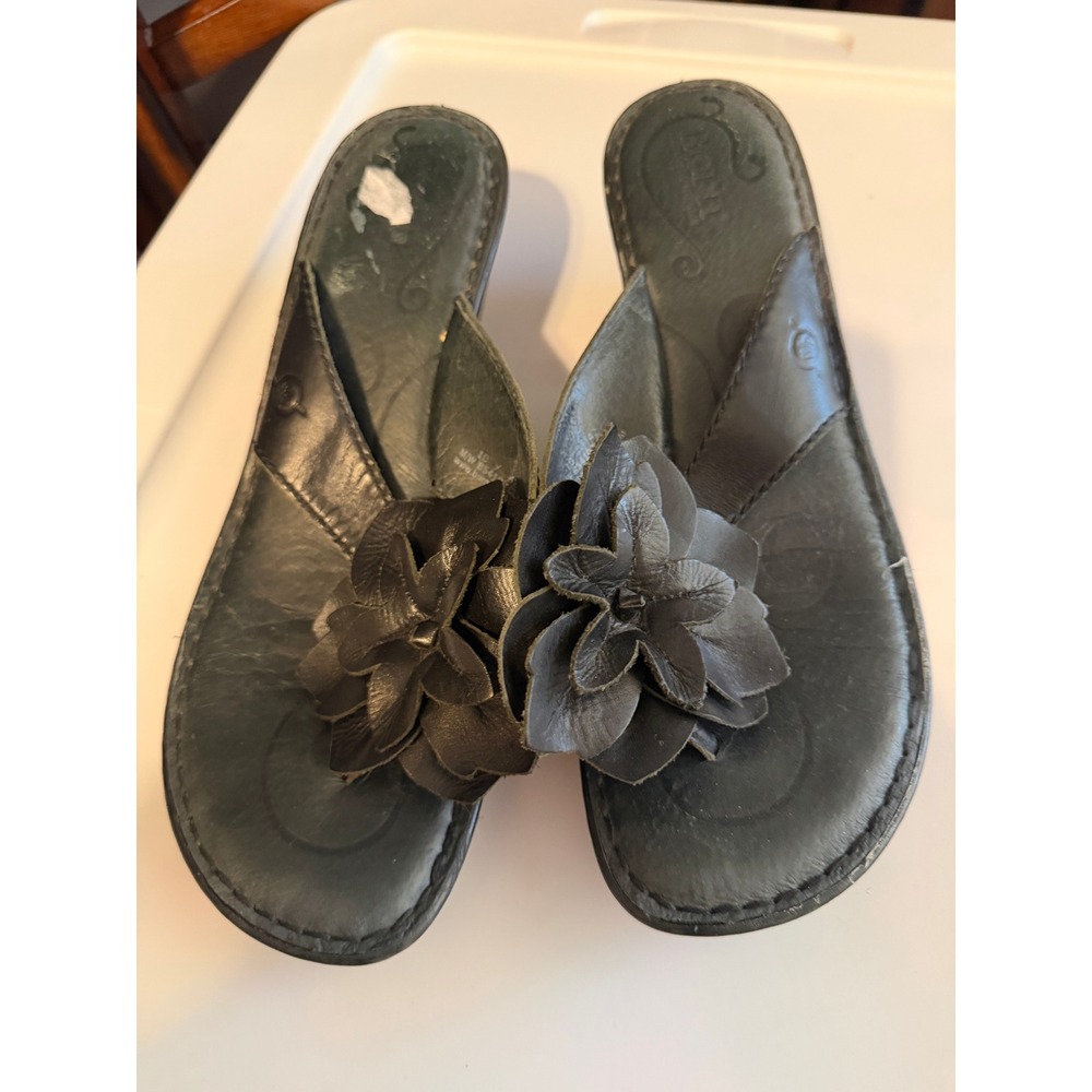 Born Flower Wedge Sandals Womens 10 Black Good Leather Thong Slides B54103
